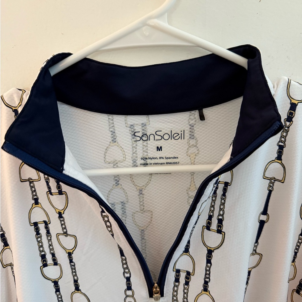 SanSoleil Women's White and Navy Top